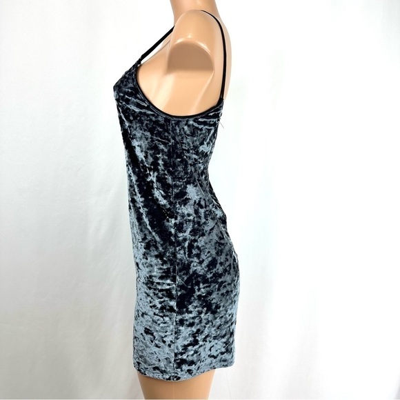 Topshop Women’s sz 4 Sexy Stretchy Black Crushed Velvet Mini Dress Sleeveless - Picture 5 of 13